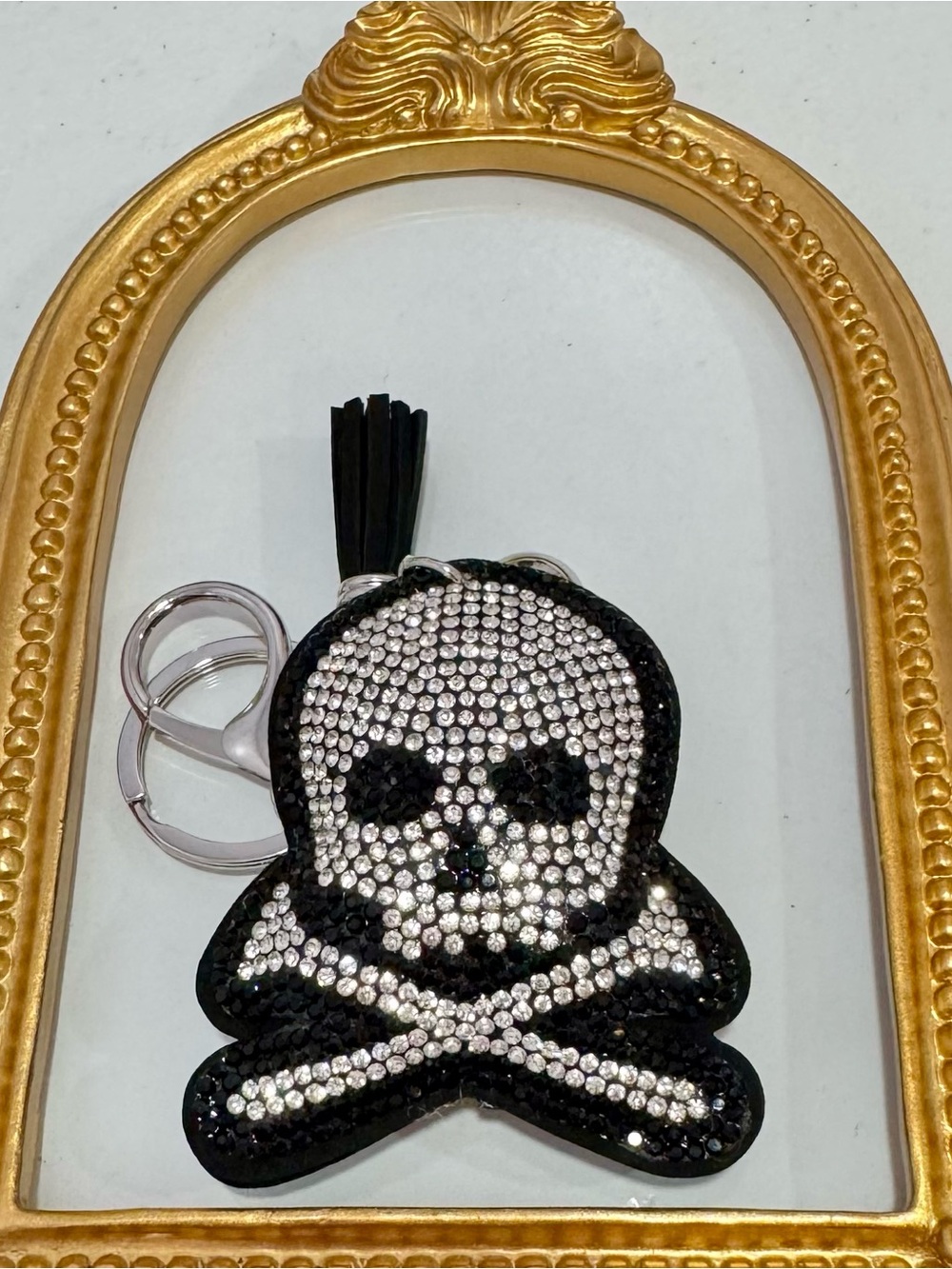 New Crystal Skull & Crossbones Rhinestone Keyring